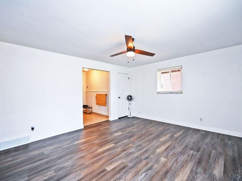 9232 Coogan Drive, Colerain Township, OH 45231 Photo 7