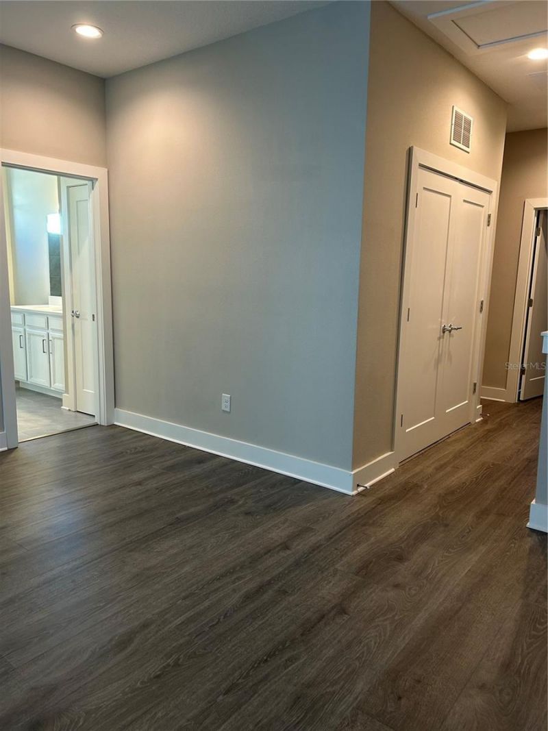 2556 13th Avenue N, Saint Petersburg, FL 33713 Photo
