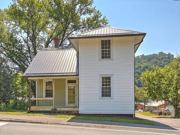 308 East Main Street, Saltville, VA 24370