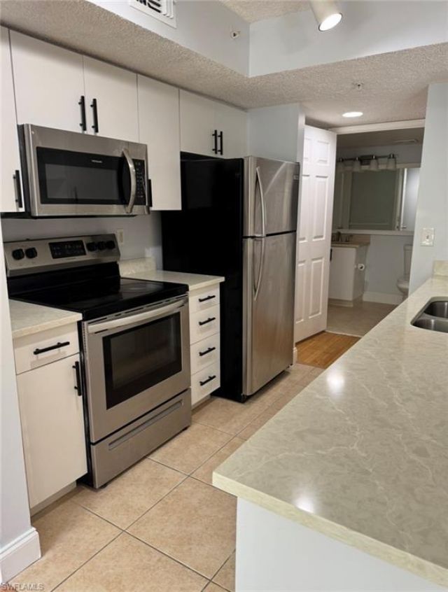 1885 Florida Club Dr, Unit 8206, Naples, FL 34112 Photo