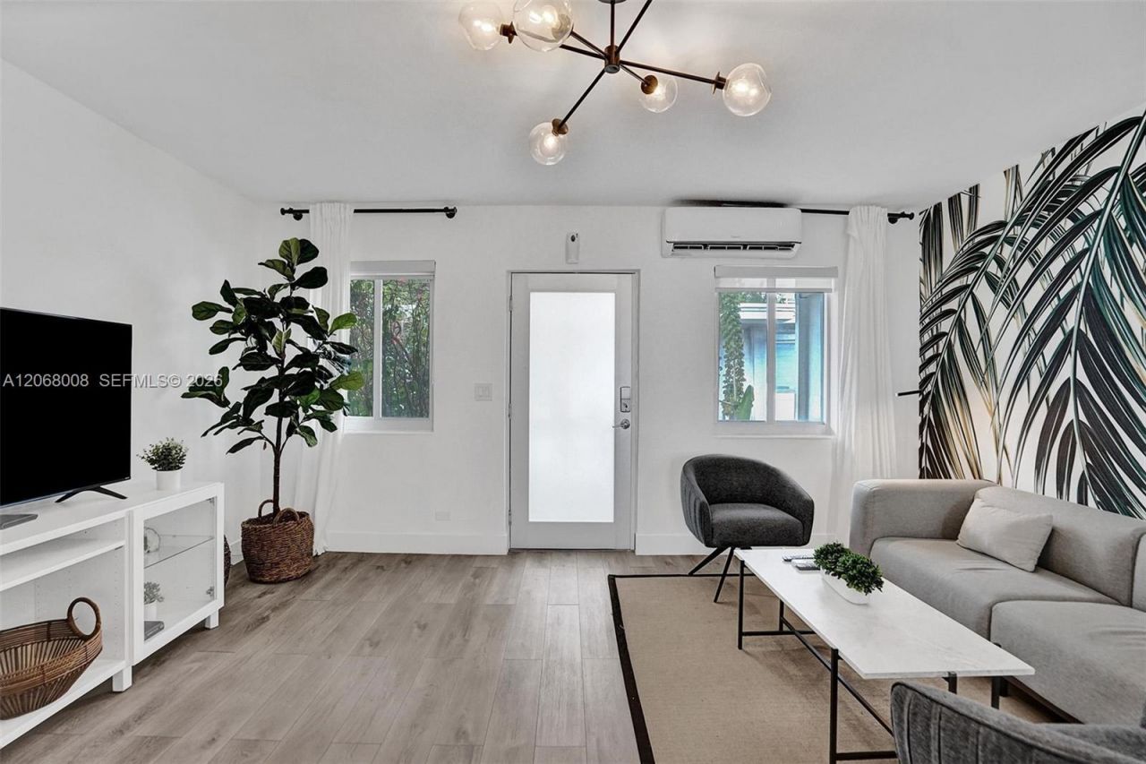 1440 16th St, Unit 3, Miami Beach, FL 33139 Photo