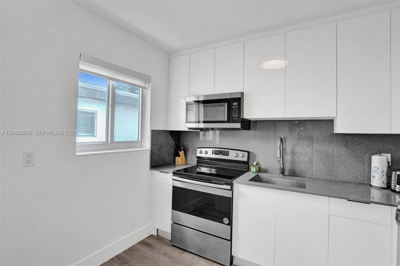 1440 16th St, Unit 3, Miami Beach, FL 33139 Photo