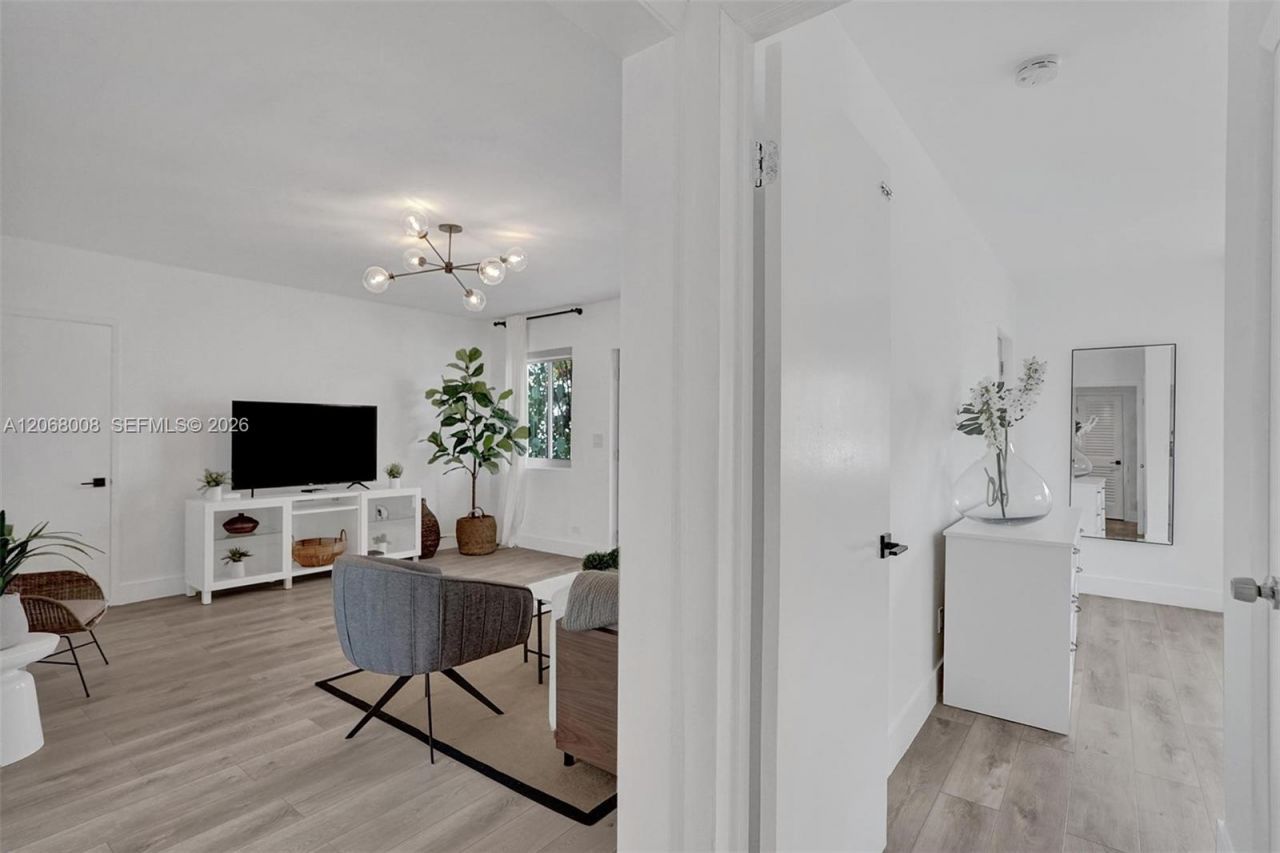 1440 16th St, Unit 3, Miami Beach, FL 33139 Photo