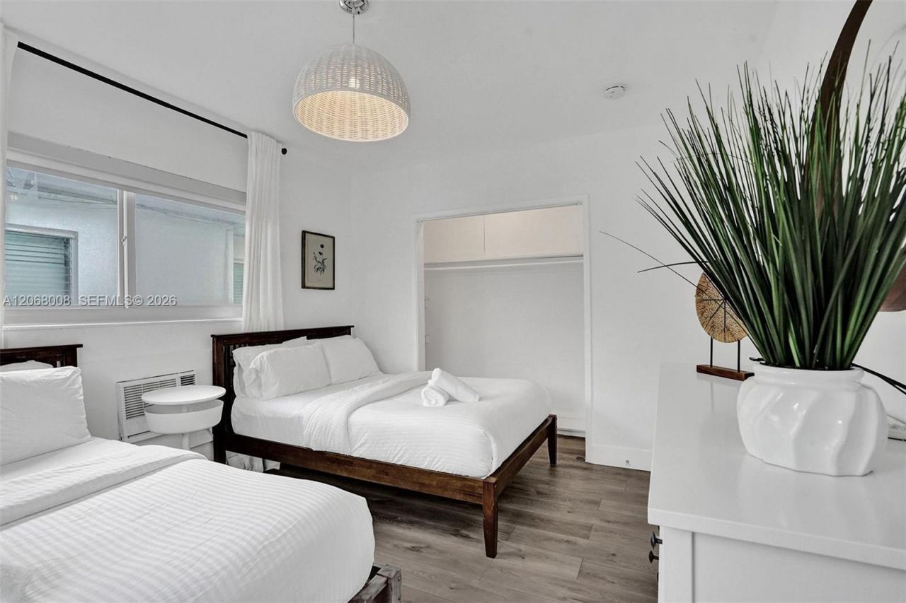 1440 16th St, Unit 3, Miami Beach, FL 33139 Photo