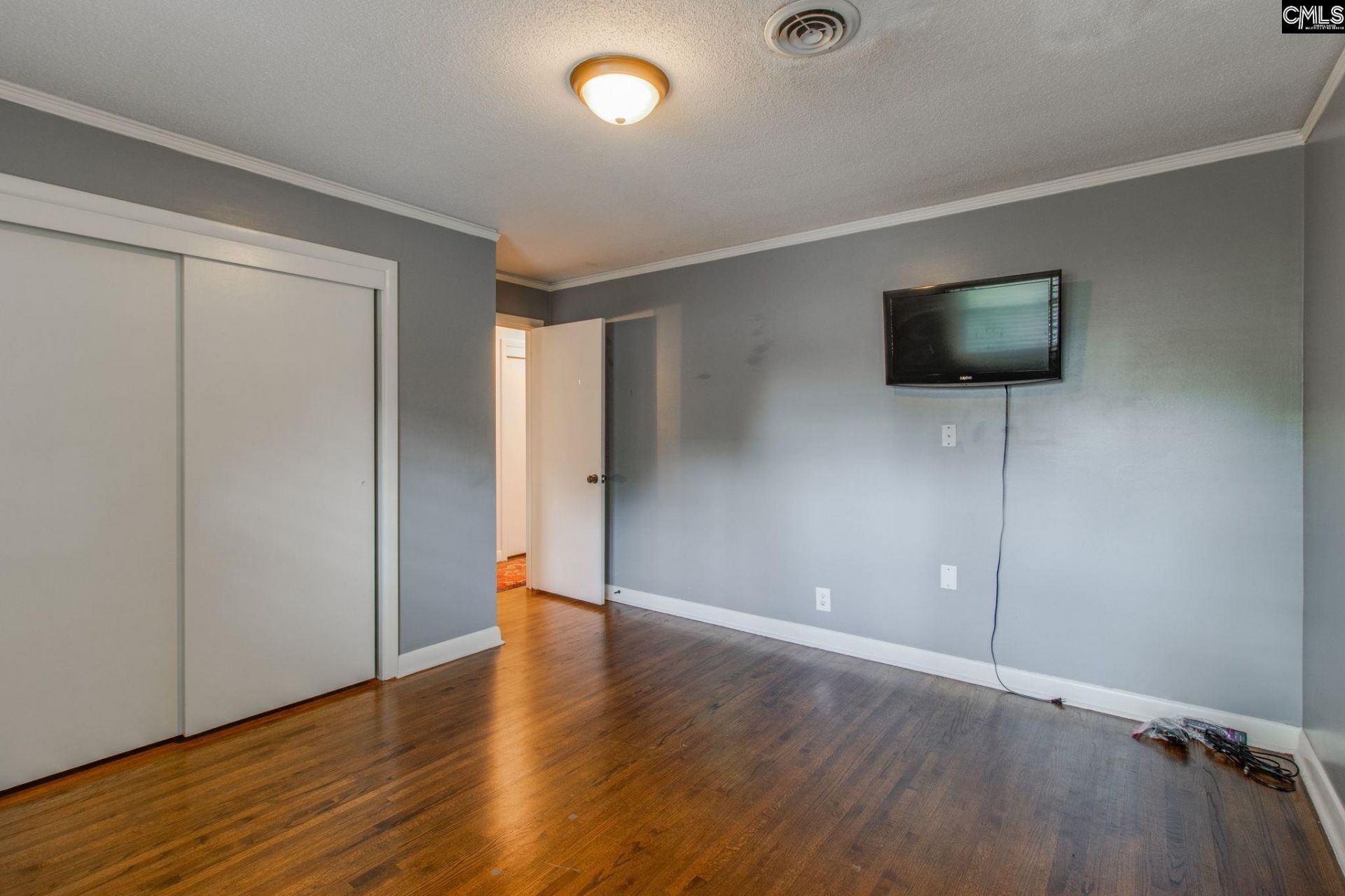 6627 Formosa Drive Photo 24