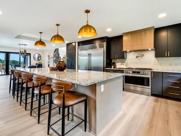 W335N5511 Island View LANE, Nashotah, WI 53058