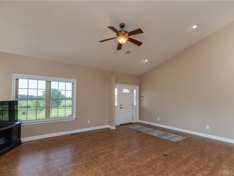 7539 E State Route 55, Casstown, OH 45312 Photo 14