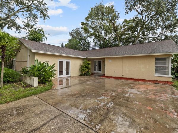 8529 RENALD BOULEVARD , TEMPLE TERRACE, FL 33637