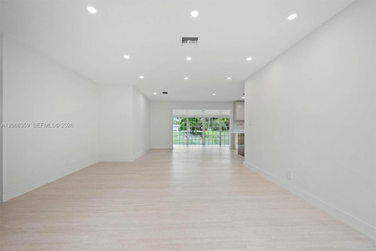 11770 Griffing Blvd, Biscayne Park, FL 33161 Photo