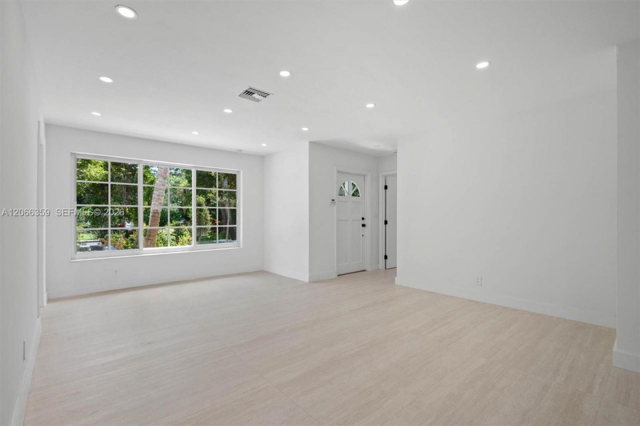 11770 Griffing Blvd, Biscayne Park, FL 33161 Photo