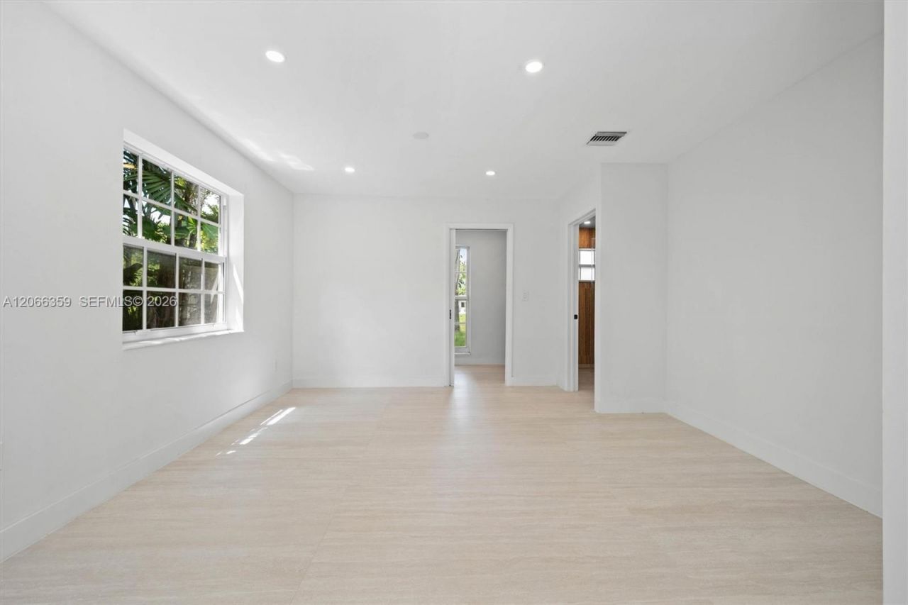 11770 Griffing Blvd, Biscayne Park, FL 33161 Photo