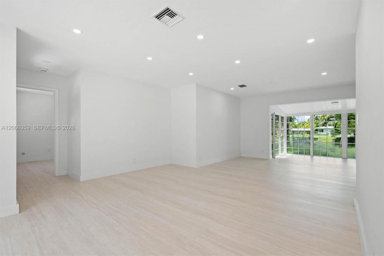 11770 Griffing Blvd, Biscayne Park, FL 33161 Photo