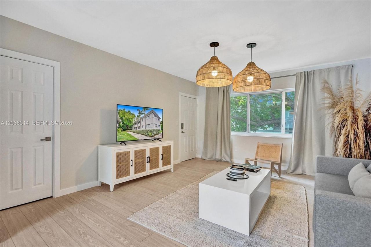 1415 16th St, Unit 2, Miami Beach, FL 33139 Photo