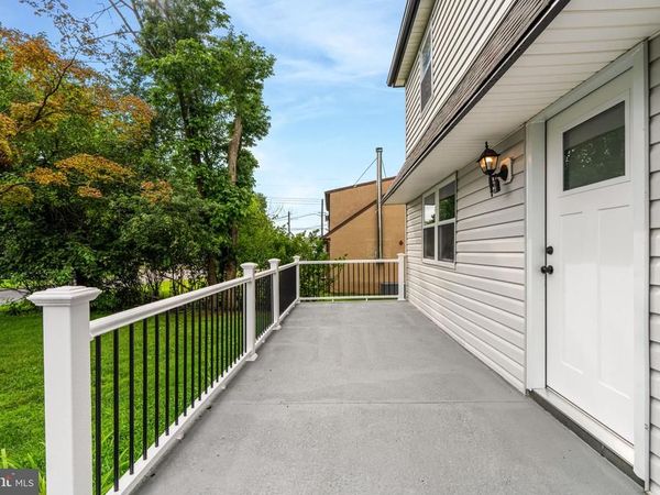 200 MAPLE STREET, WARMINSTER, PA 18974