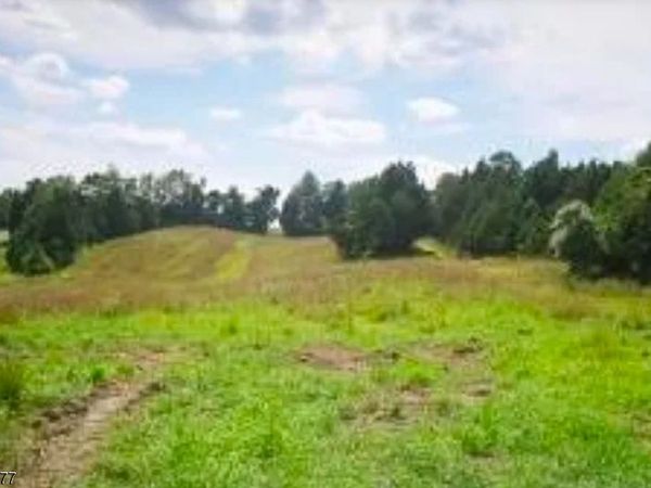 41 River View Dr, Hardwick, NJ 07825