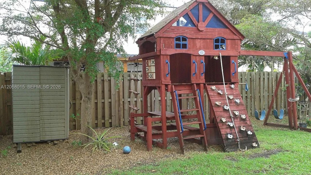 350 NE 31st Ter, Homestead, FL 33033 Photo