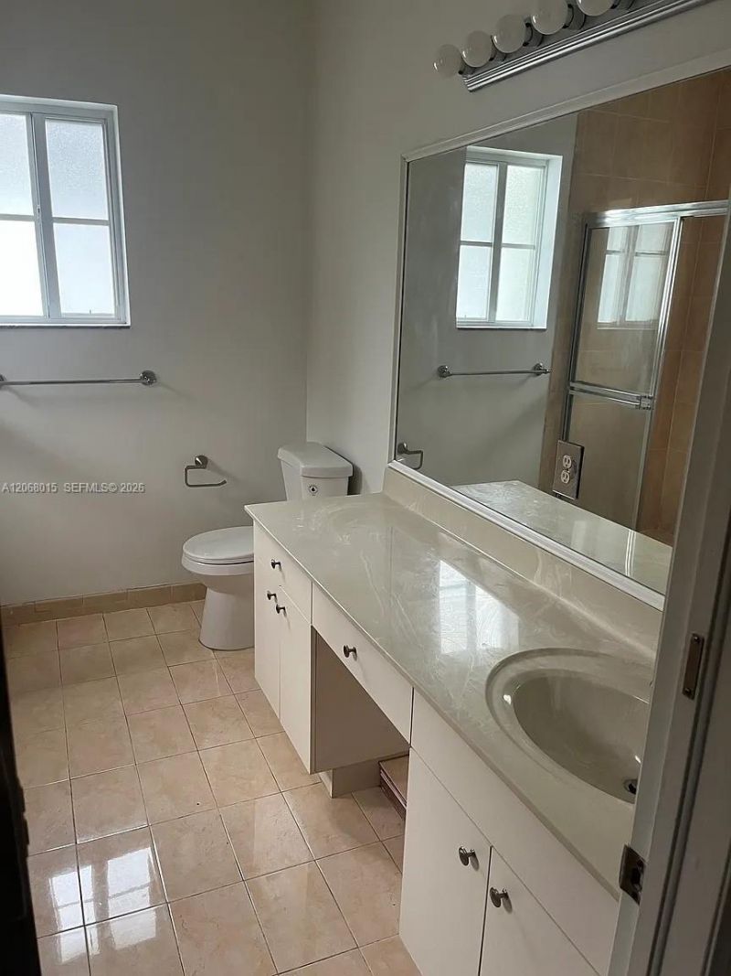 350 NE 31st Ter, Homestead, FL 33033 Photo