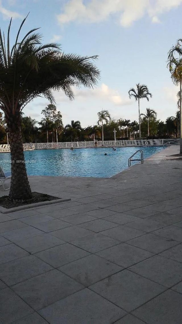350 NE 31st Ter, Homestead, FL 33033 Photo