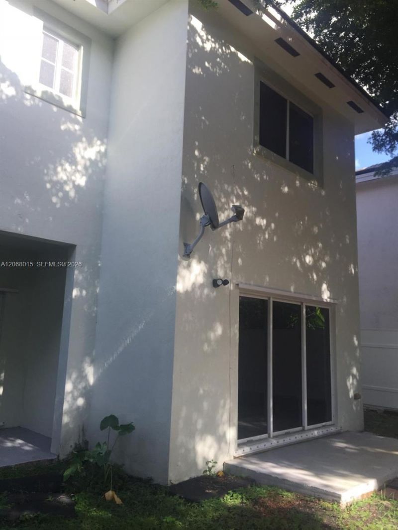 350 NE 31st Ter, Homestead, FL 33033 Photo