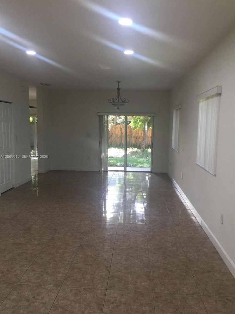 350 NE 31st Ter, Homestead, FL 33033 Photo