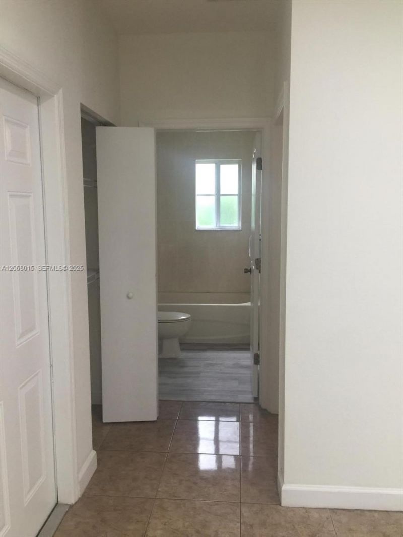 350 NE 31st Ter, Homestead, FL 33033 Photo