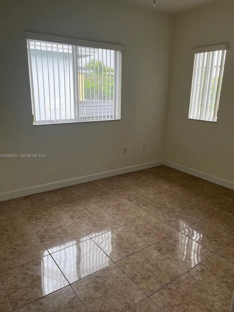 350 NE 31st Ter, Homestead, FL 33033 Photo