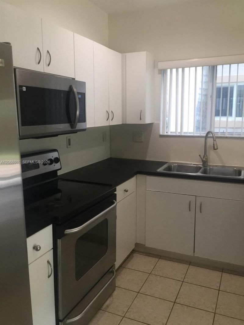 350 NE 31st Ter, Homestead, FL 33033 Photo