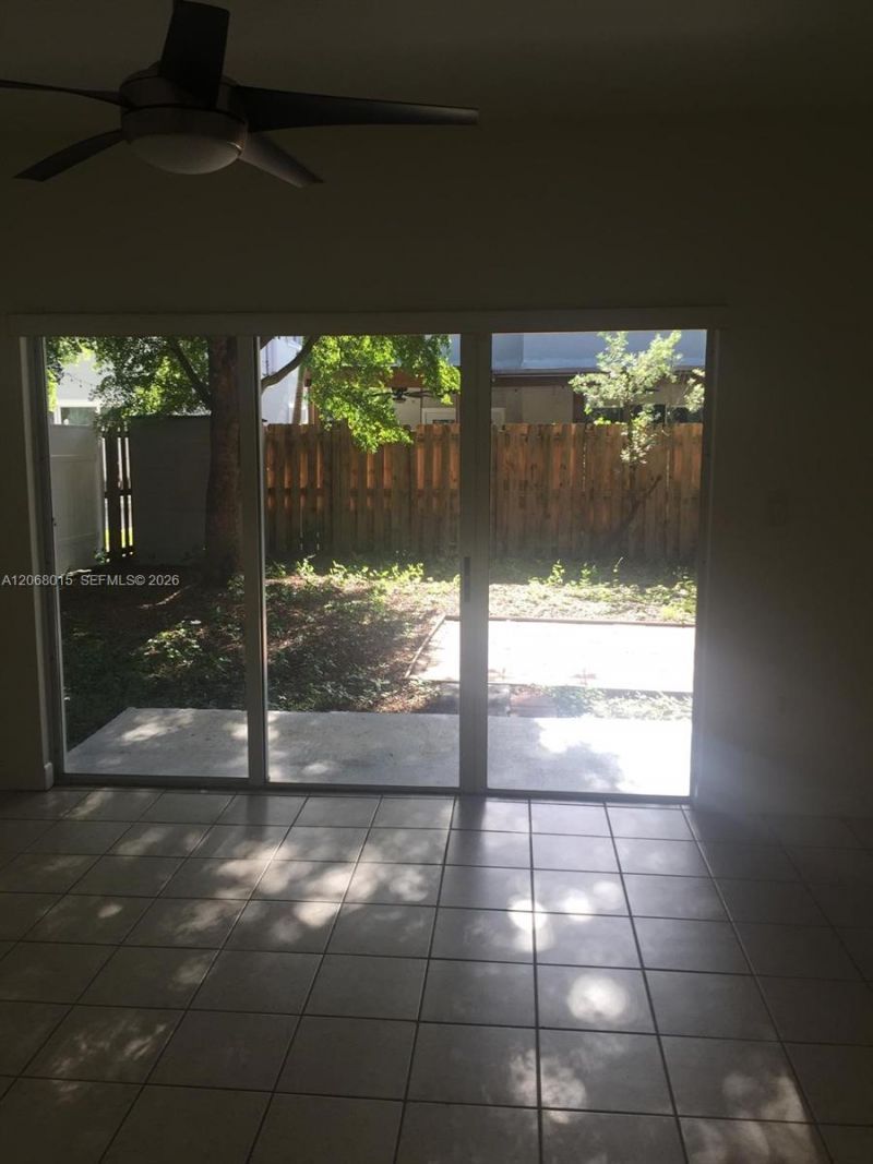 350 NE 31st Ter, Homestead, FL 33033 Photo