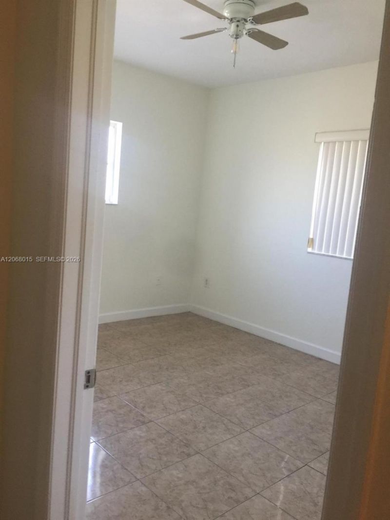 350 NE 31st Ter, Homestead, FL 33033 Photo