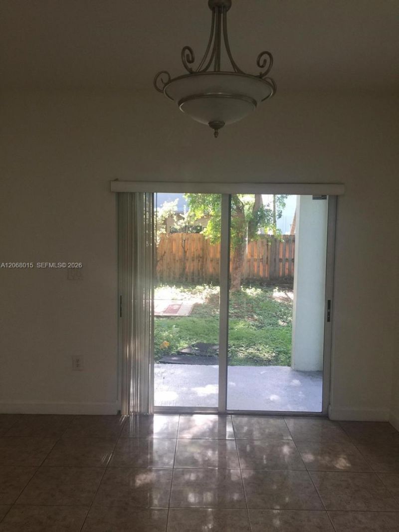 350 NE 31st Ter, Homestead, FL 33033 Photo