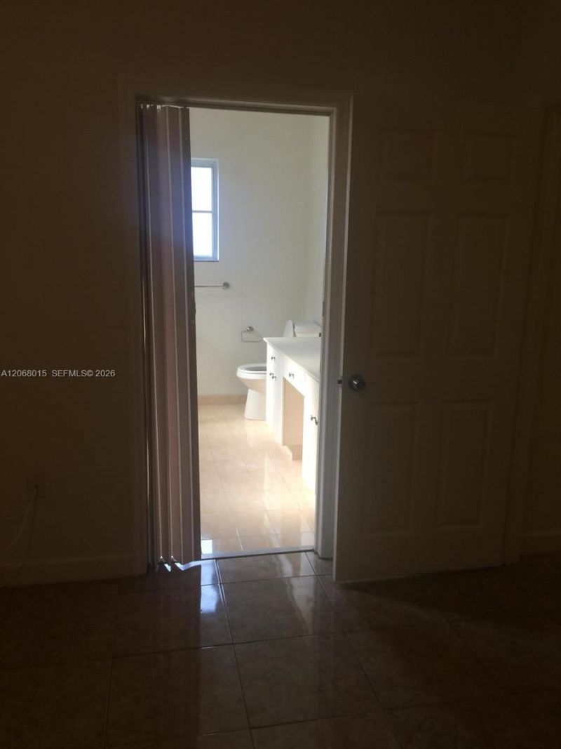 350 NE 31st Ter, Homestead, FL 33033 Photo