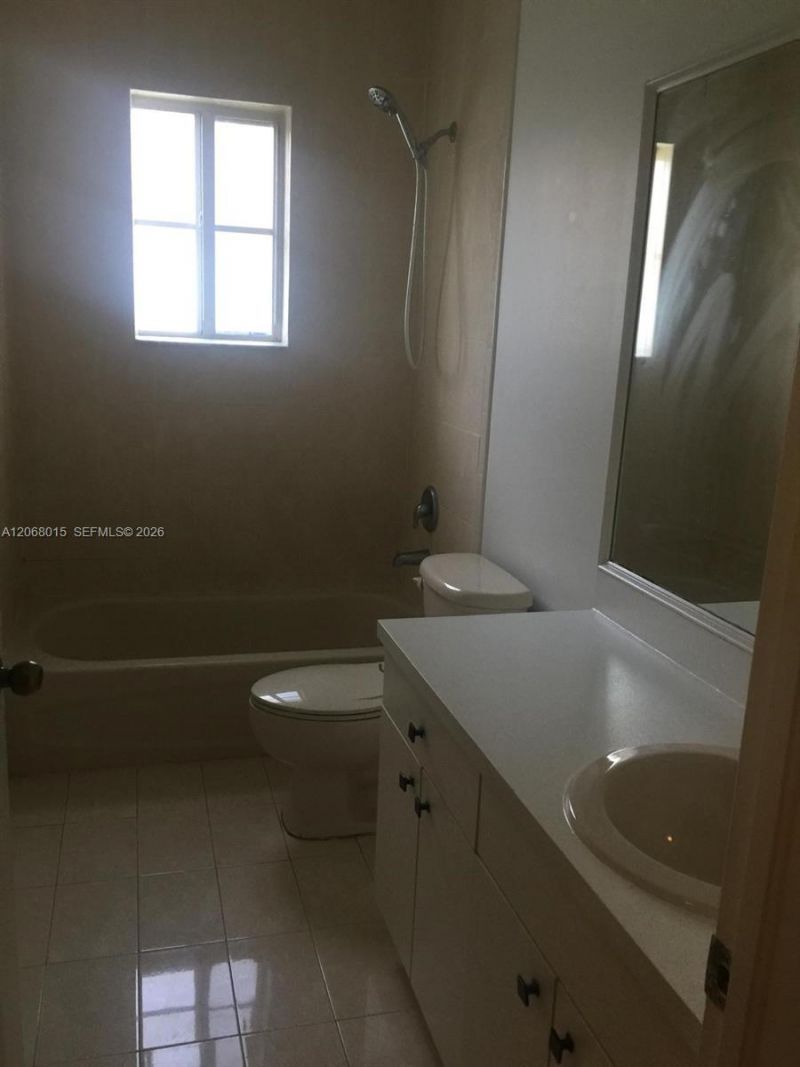 350 NE 31st Ter, Homestead, FL 33033 Photo