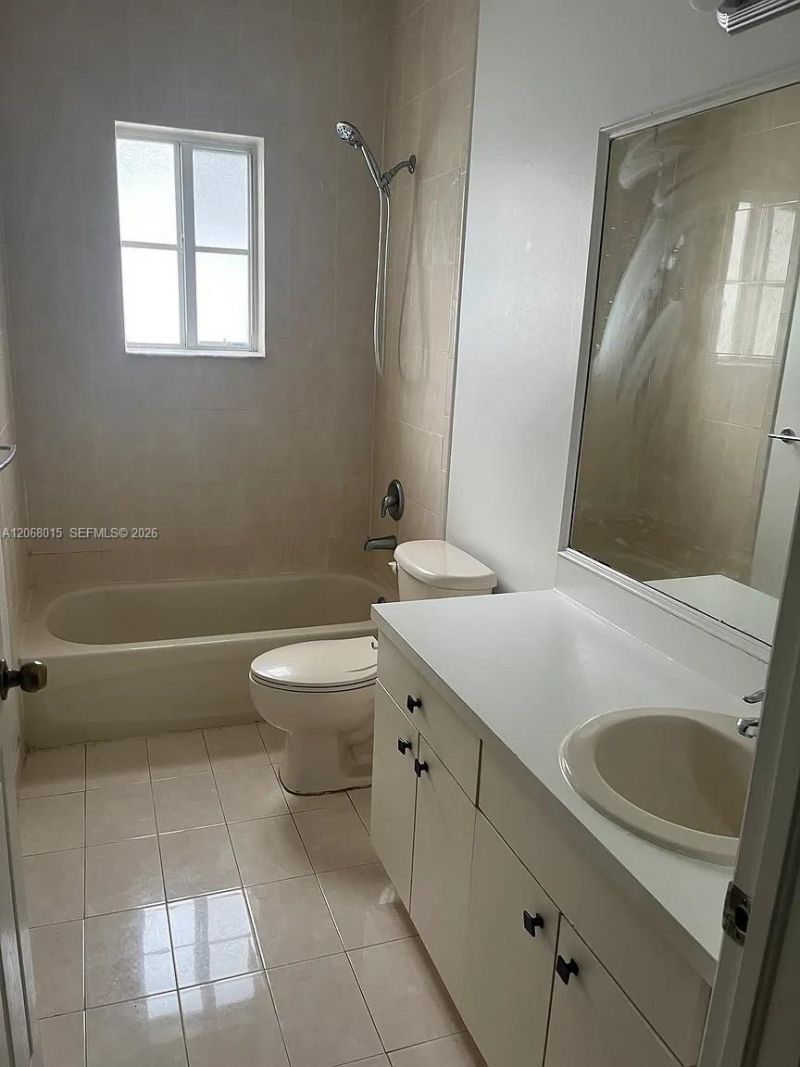 350 NE 31st Ter, Homestead, FL 33033 Photo