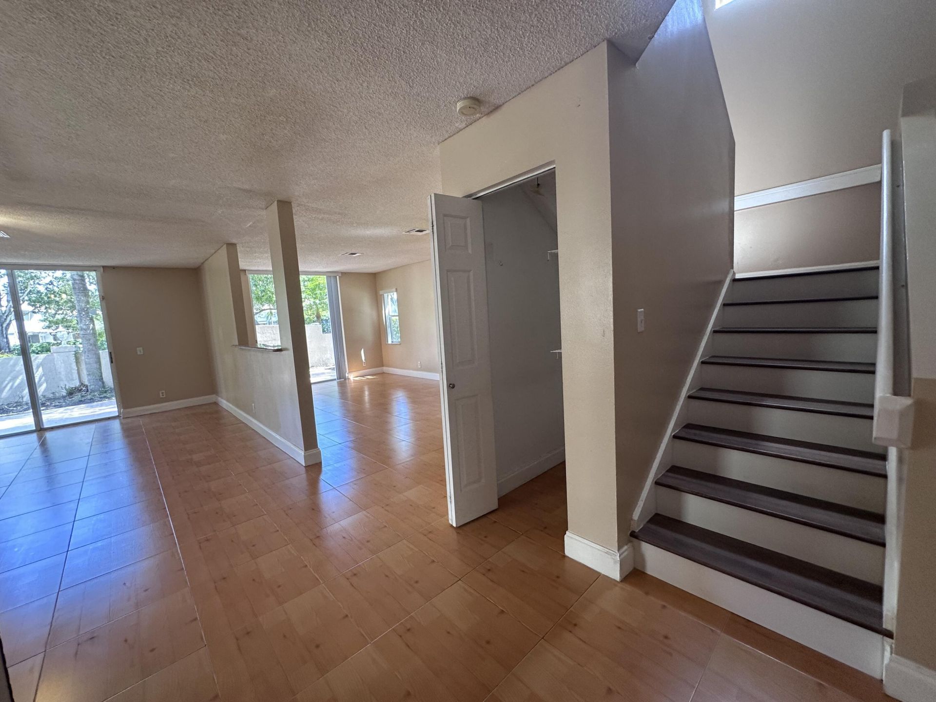 9761 NW 2nd Street, Coral Springs, FL 33071 Photo