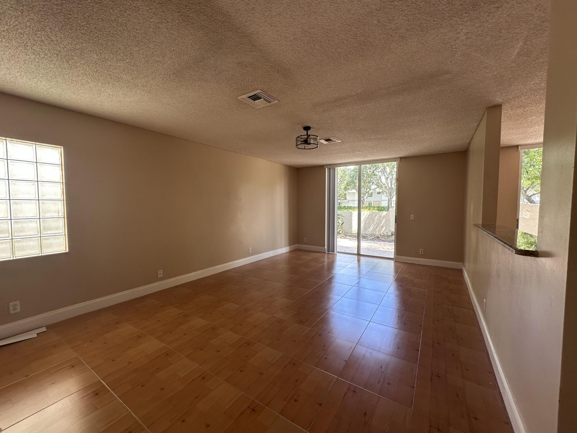9761 NW 2nd Street, Coral Springs, FL 33071 Photo