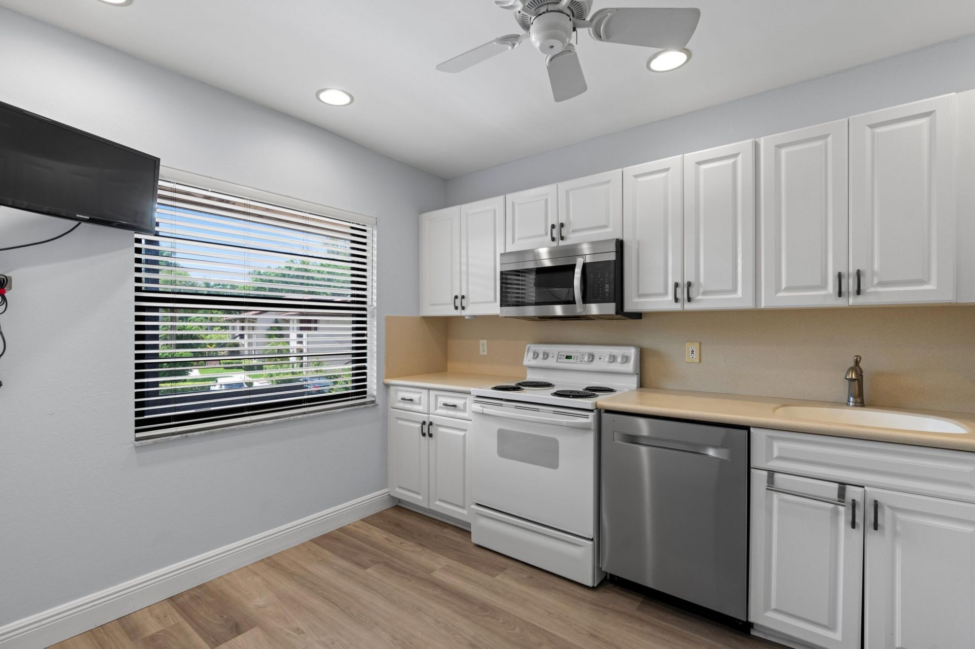 9286 Vista Del Lago, Unit F, Boca Raton, FL 33428 Photo