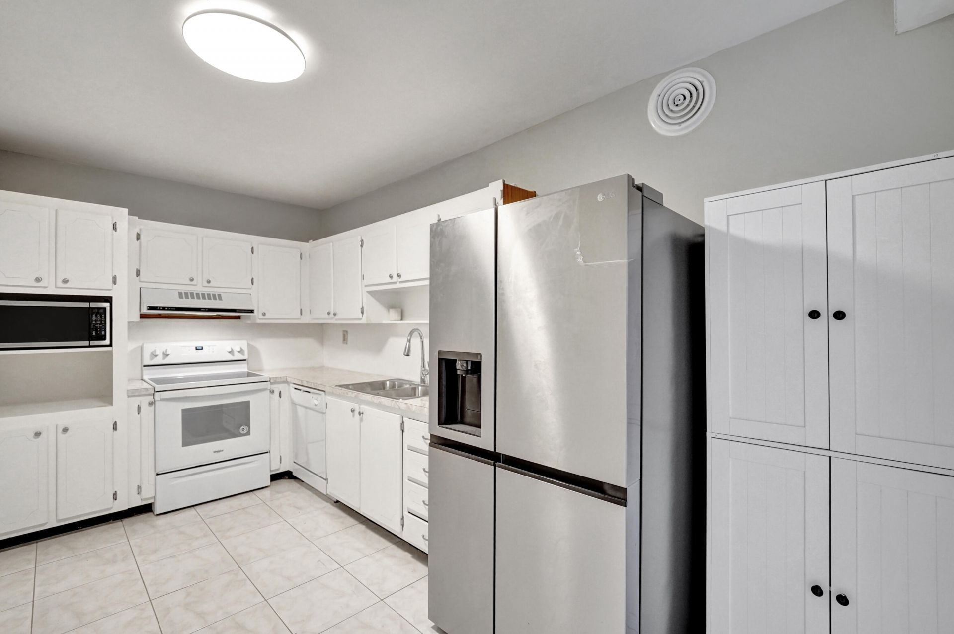 4250 Galt Ocean Drive, Unit 9C, Fort Lauderdale, FL 33308 Photo