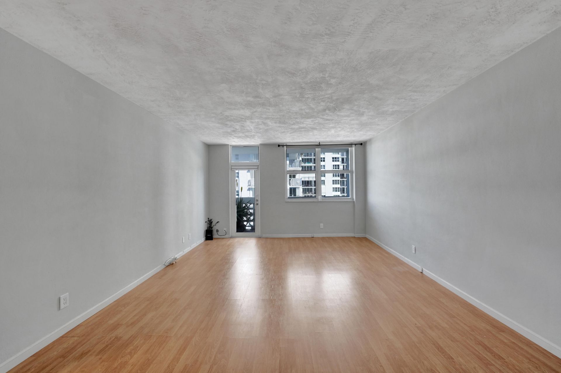 4250 Galt Ocean Drive, Unit 9C, Fort Lauderdale, FL 33308 Photo