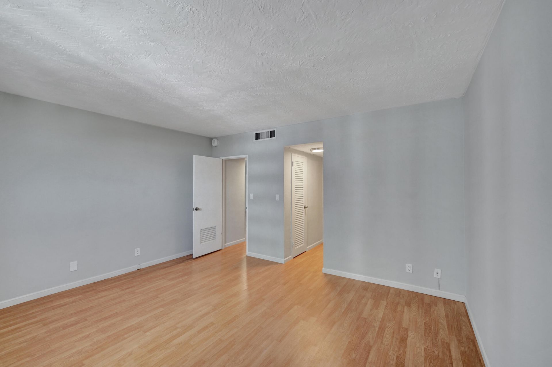 4250 Galt Ocean Drive, Unit 9C, Fort Lauderdale, FL 33308 Photo