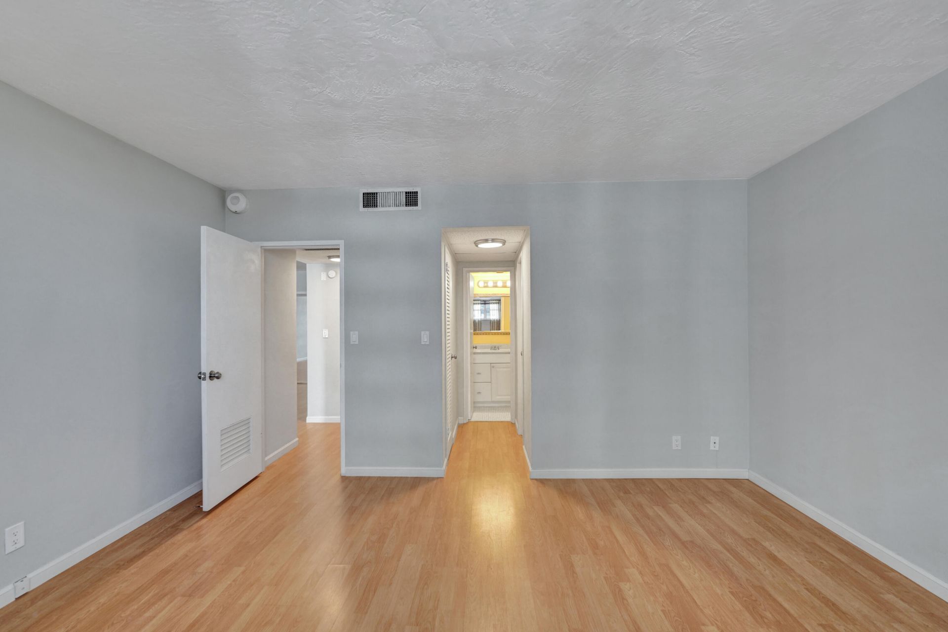 4250 Galt Ocean Drive, Unit 9C, Fort Lauderdale, FL 33308 Photo