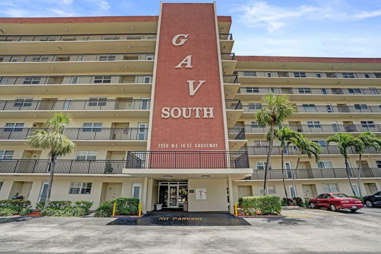 2350 NE 14th Street Causeway, Unit 203, Pompano Beach, FL 33062 Photo