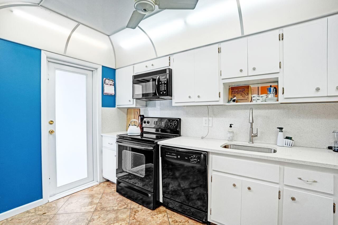 2350 NE 14th Street Causeway, Unit 203, Pompano Beach, FL 33062 Photo
