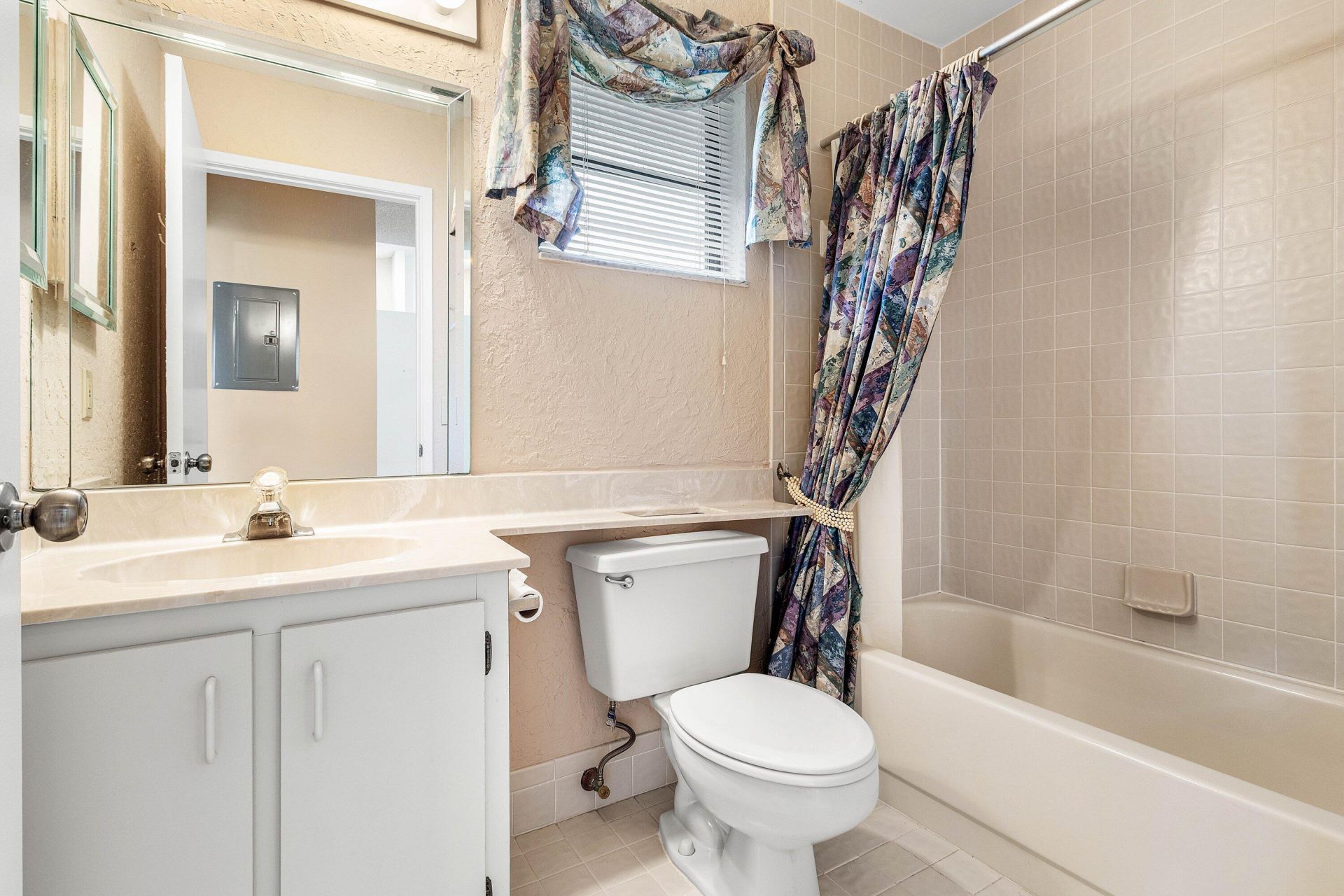 8271 Sun Lake Drive, Boca Raton, FL 33496 Photo