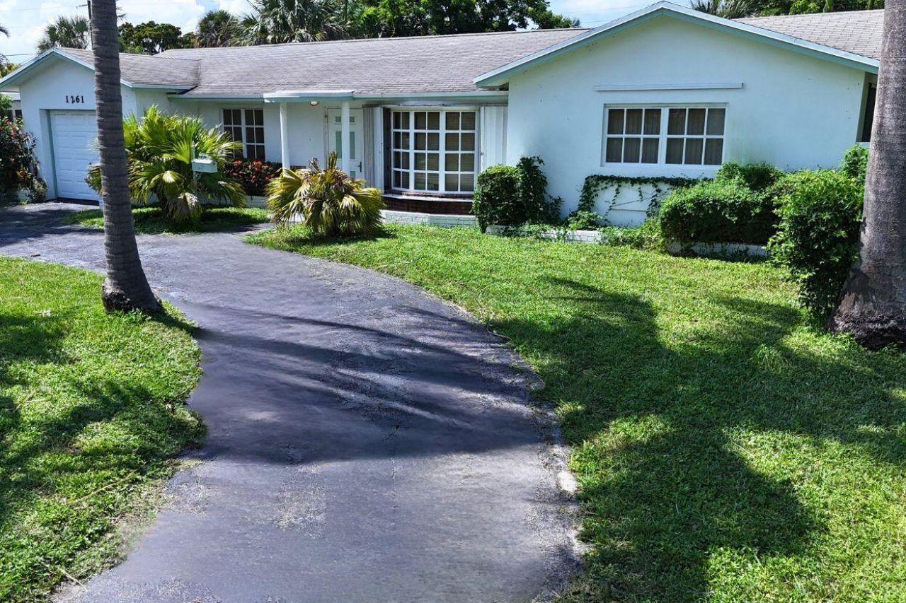 1261 SE 4th Court, Deerfield Beach, FL 33441 Photo
