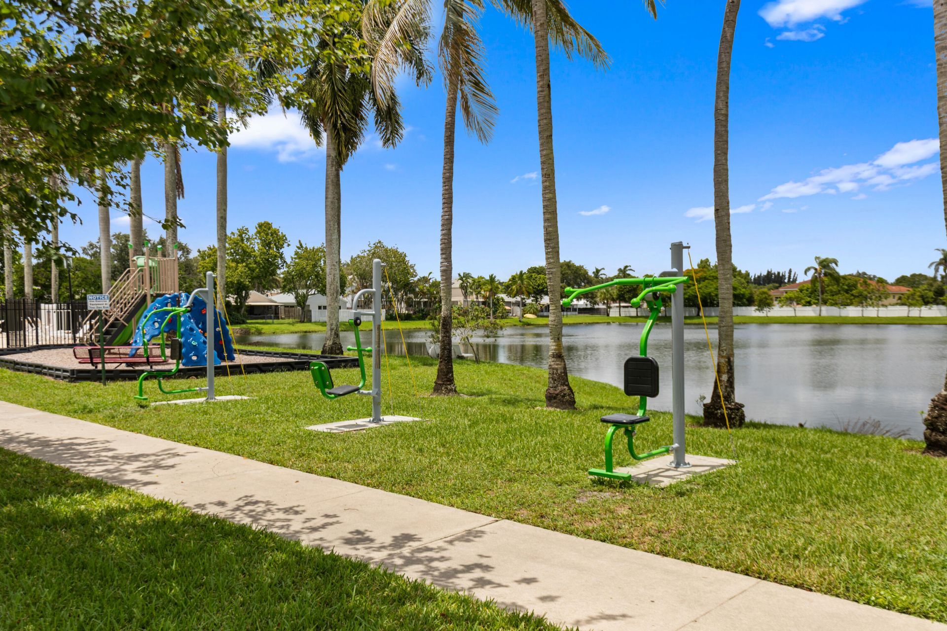 4000 SW 72nd Drive, Davie, FL 33314 Photo