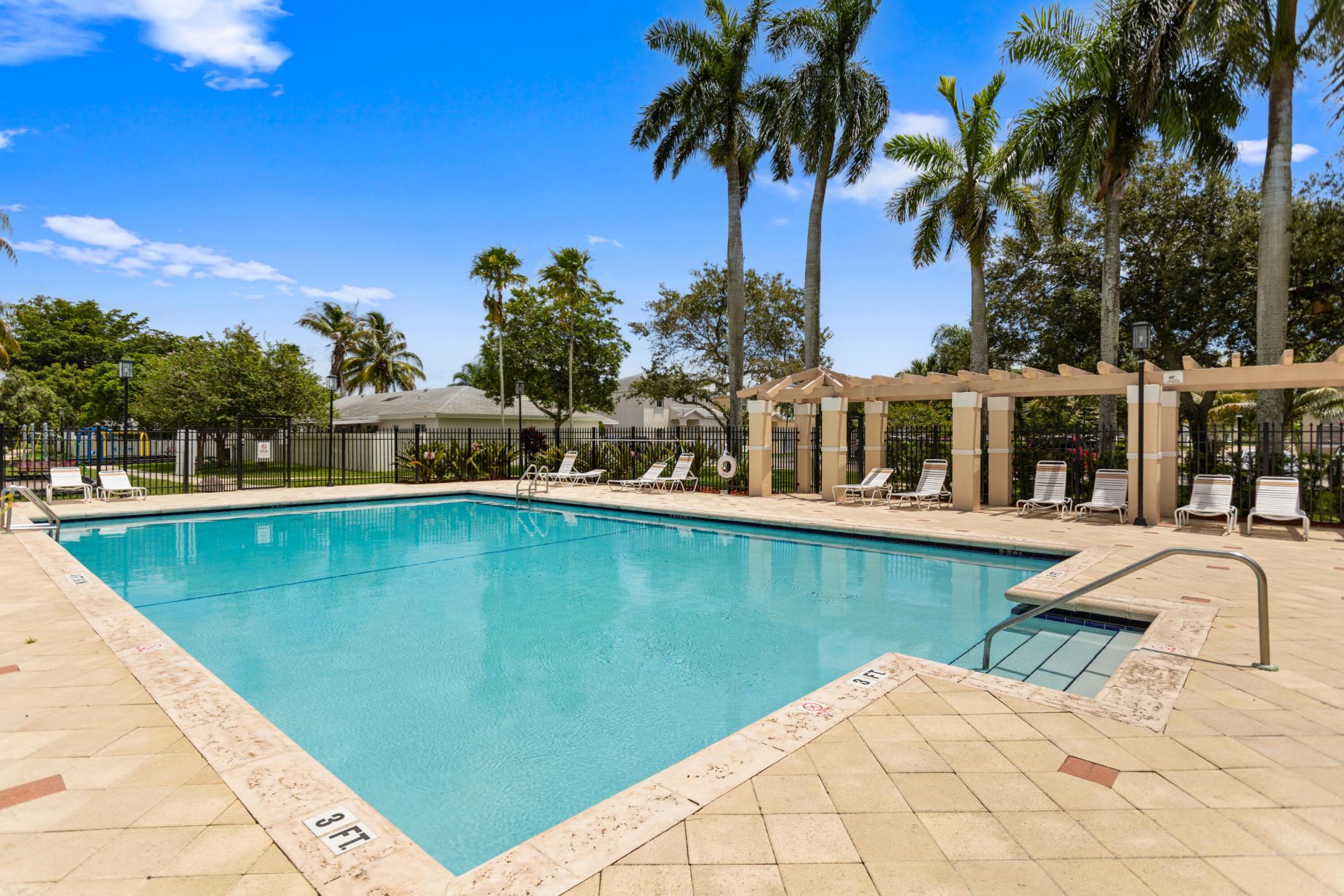 4000 SW 72nd Drive, Davie, FL 33314 Photo