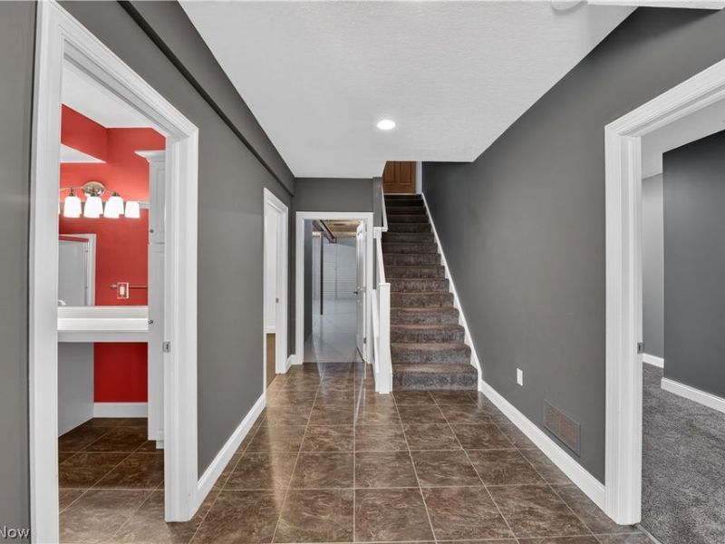 4066 Knollbrook Drive, Norton, OH 44203 Photo 36
