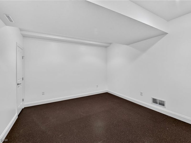 4066 Knollbrook Drive, Norton, OH 44203 Photo 40