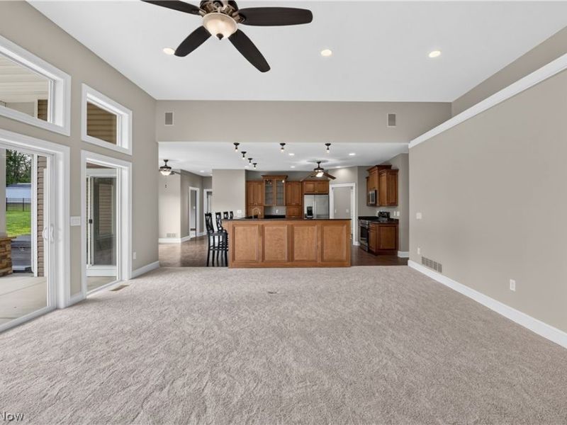 4066 Knollbrook Drive, Norton, OH 44203 Photo 8