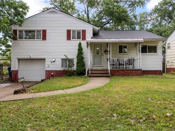 5817 Calamie Drive , Parma Heights, OH 44130